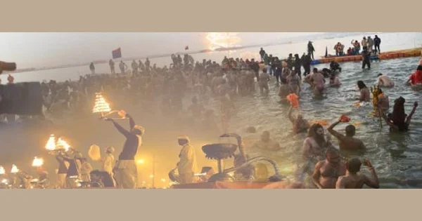 kumbh_mela_bathing